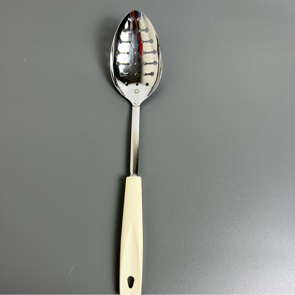 VTG EKCO Chromium Plated Stainless Spotted Spoon With White Handle MCM - Picture 2 of 13